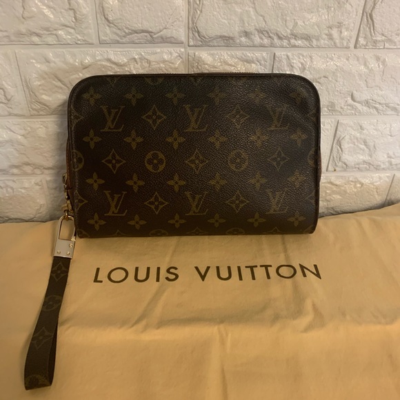 Louis Vuitton Handbags - Authentic Louis Vuitton Orsay Clutch